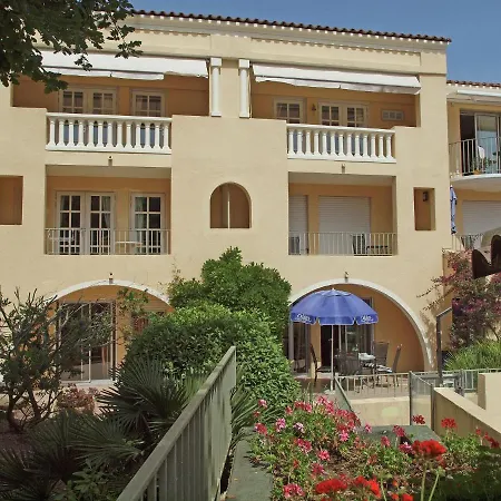 Apartman Spacious With Swimming Pool In Gassin *